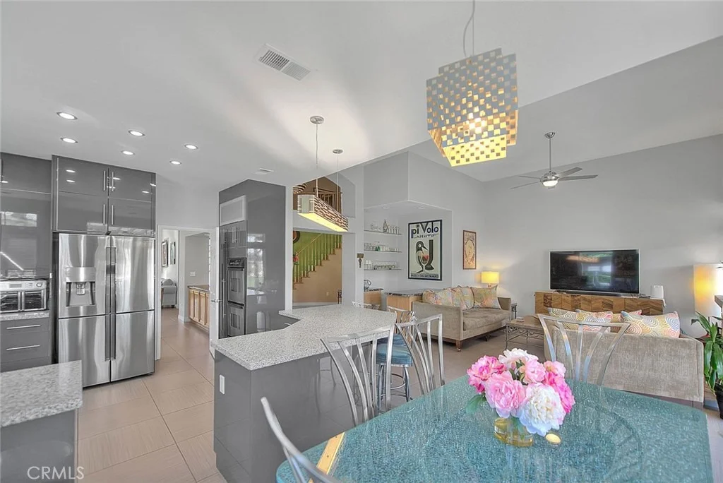 Photo of 16049 Pinnacle