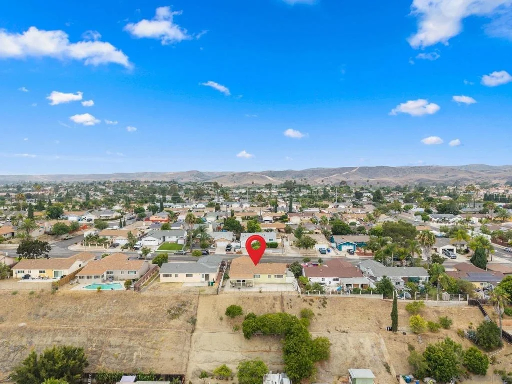 Photo of 656 Flora Dr