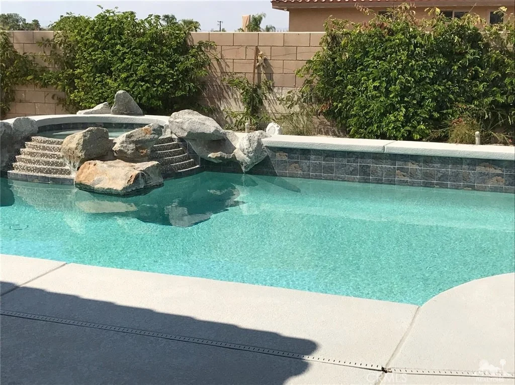 Photo of 10 Tucson Circle