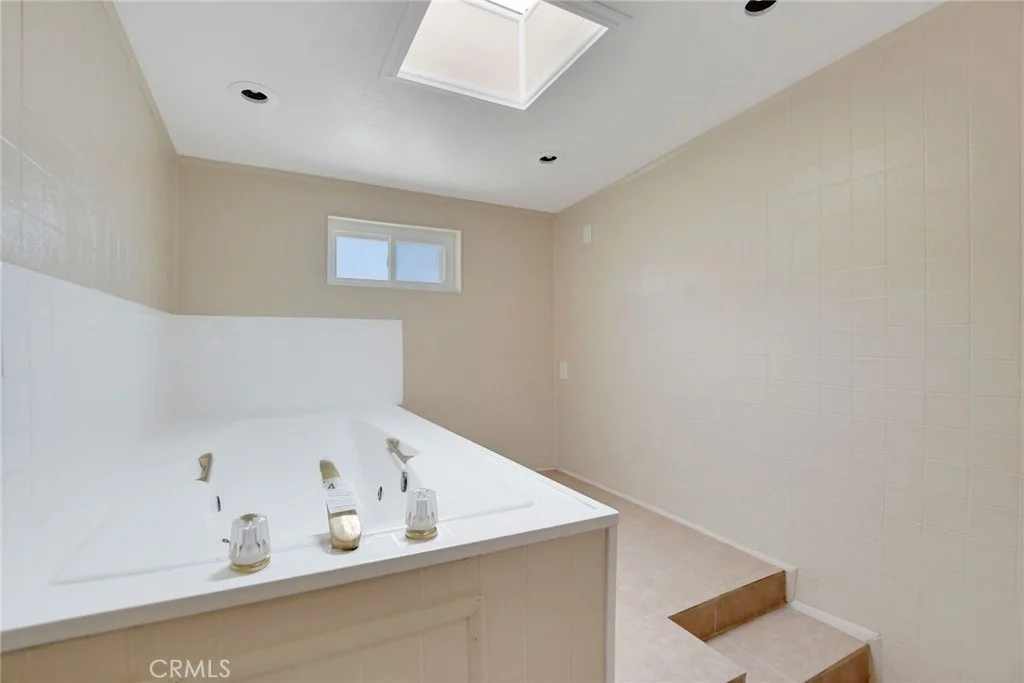 Photo of 27086 Wentworth Drive
