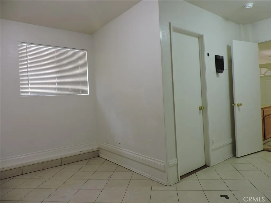 Photo of 657 Knoll