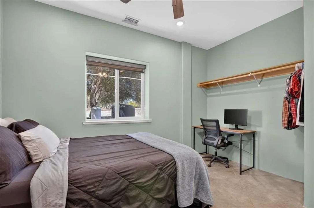 Photo of 1116 1120 Rolling Oaks Drive