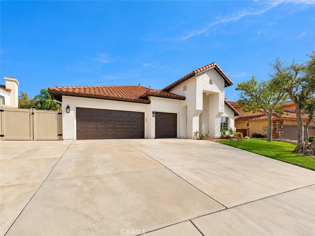 Photo of 35584 Larkspur