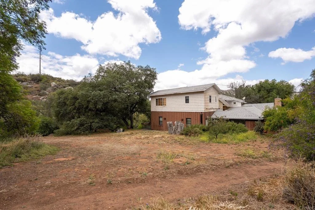 Photo of 450 SUMMERHILL CT