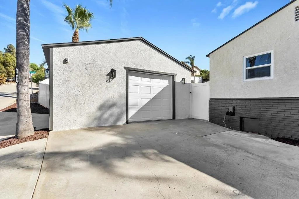 Photo of 9039 Winter Gardens Blvd.