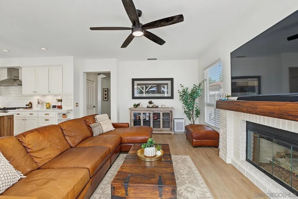 Photo of 45226 Camino Monzon