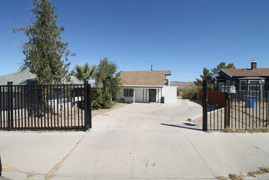 Photo of 921 Flora