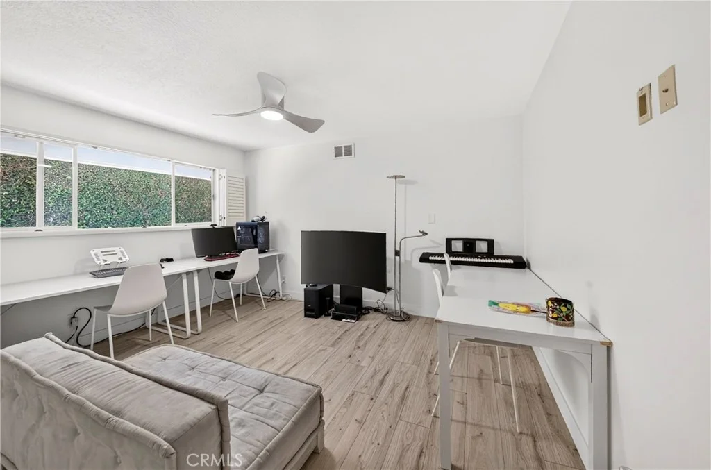 Photo of 619 Lakeside