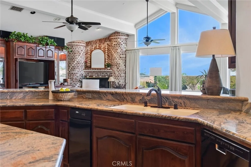 Photo of 6872 Chartwell