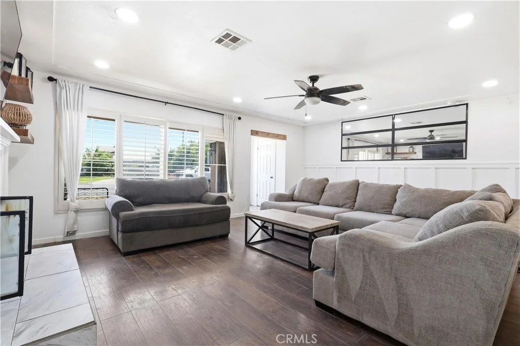 Photo of 41290 Dixon