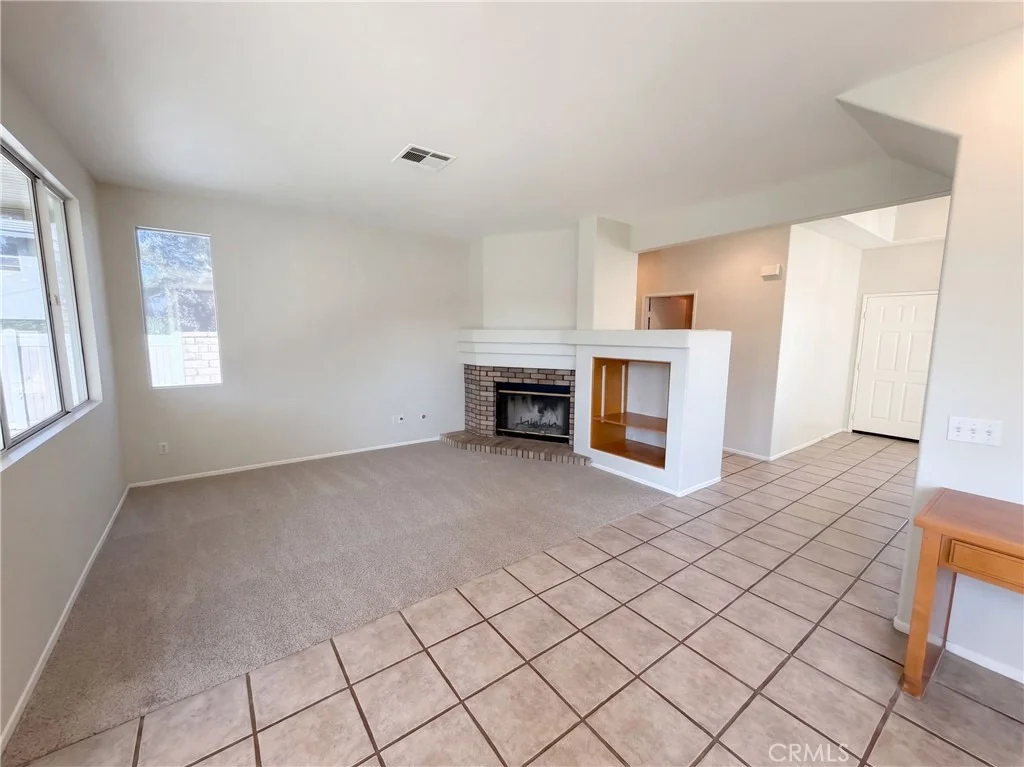 Photo of 33825 Glenoaks