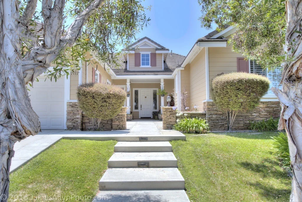 Photo of 1111 Highland Park