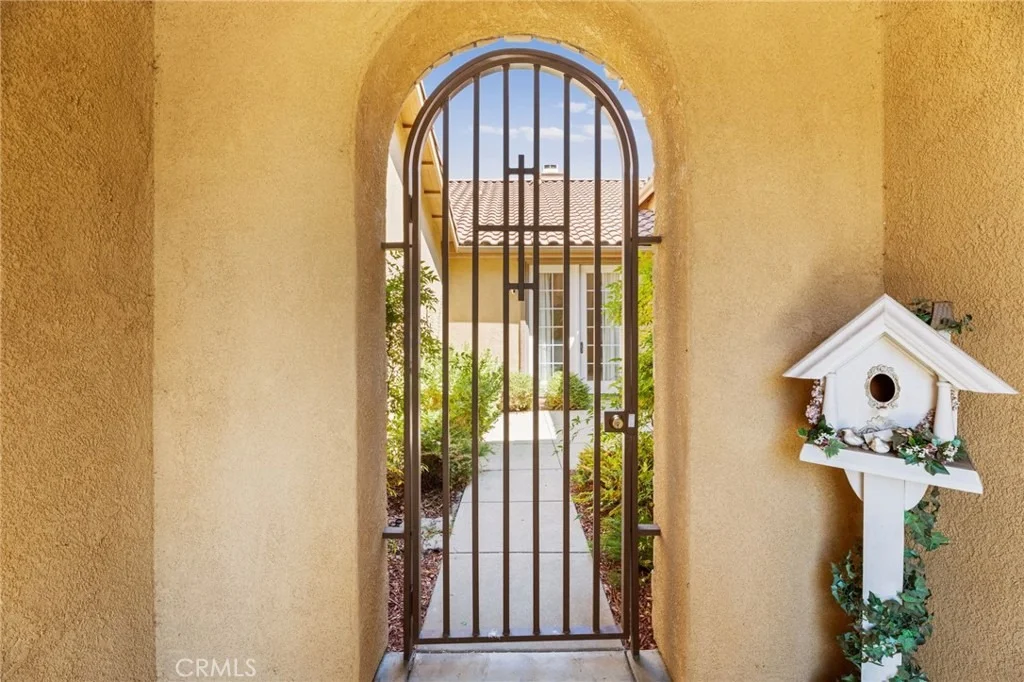 Photo of 39894 Camden Court