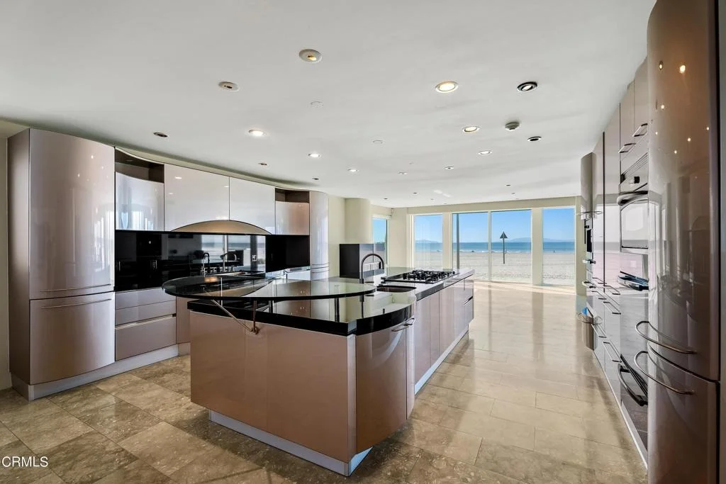 Photo of 4015 Ocean Drive