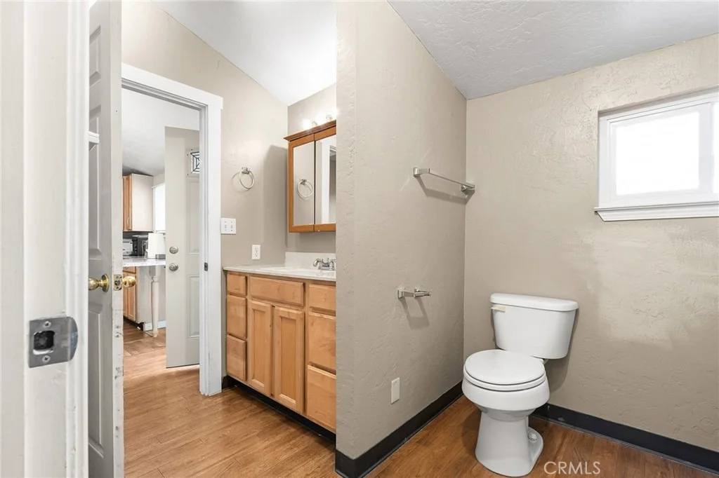 Photo of 414 W 6th Street