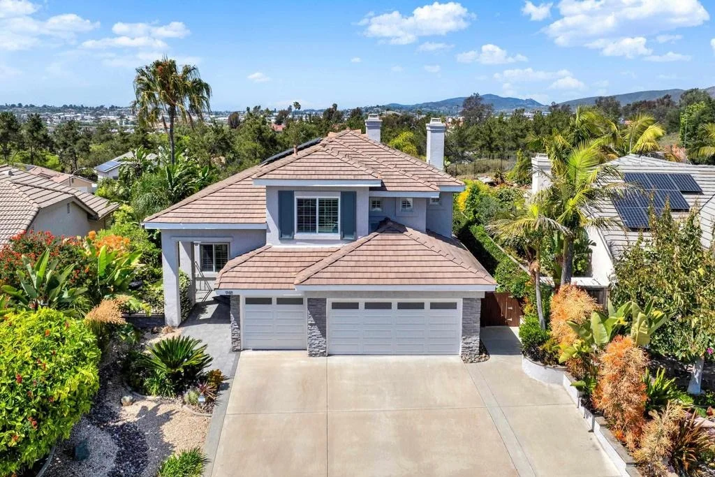 Photo of 948 Honeysuckle Drive