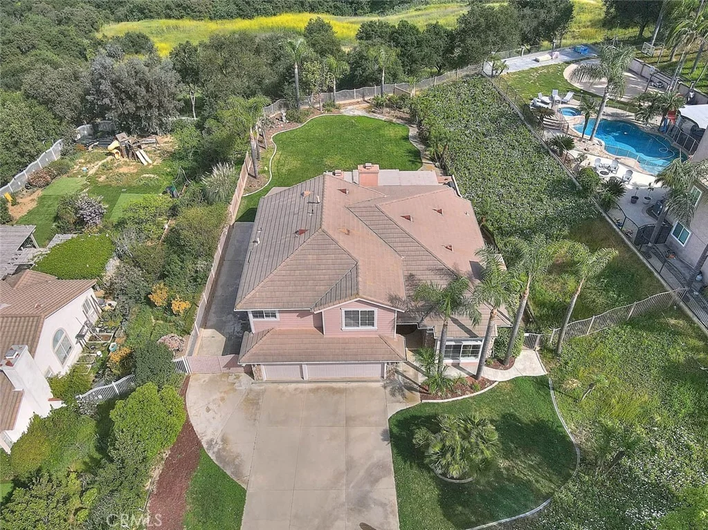 Photo of 16049 Pinnacle