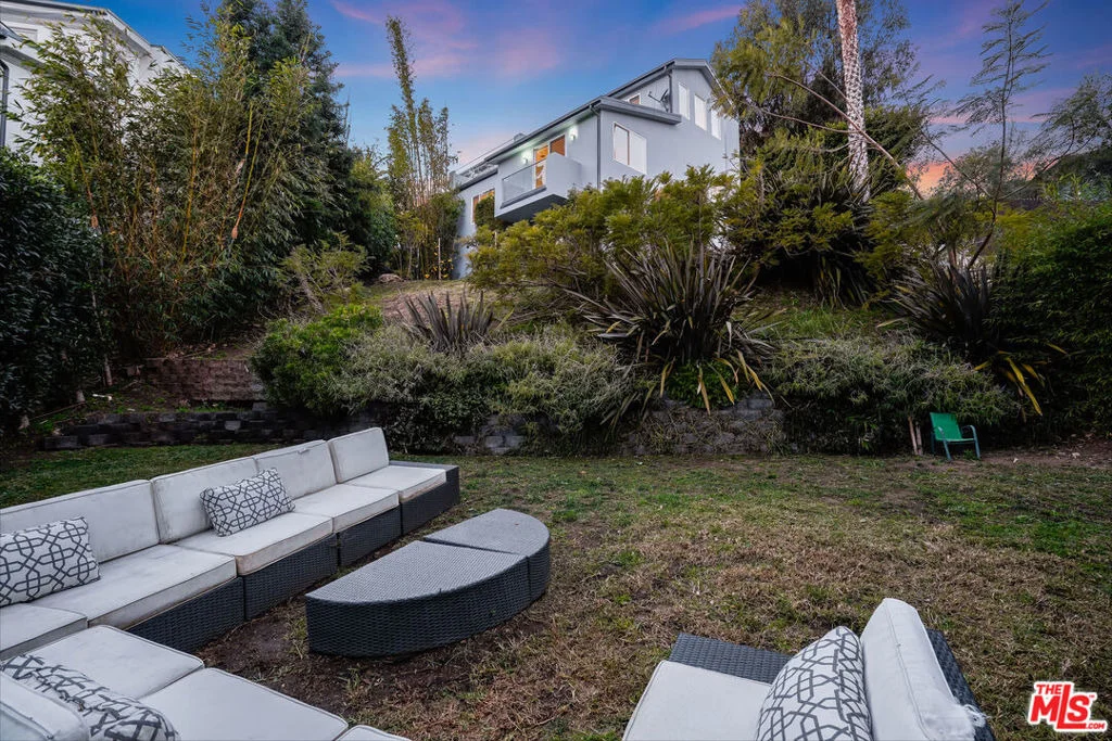 Photo of 28927 W Beach Lane