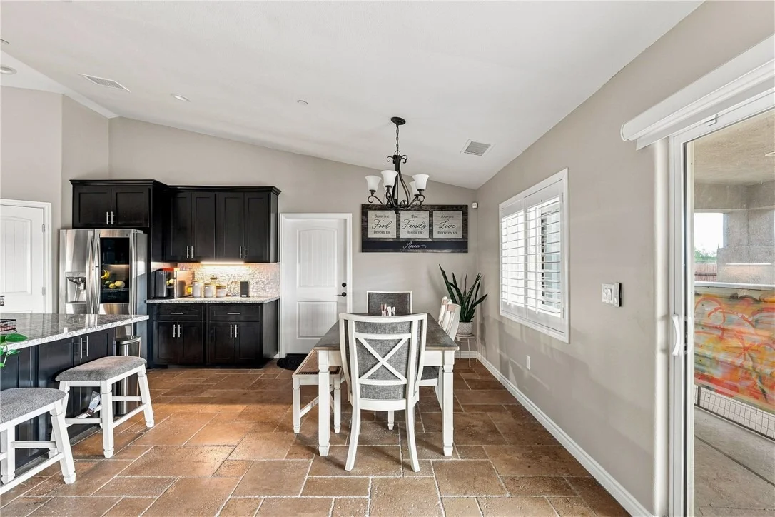 Photo of 10215 Nielson