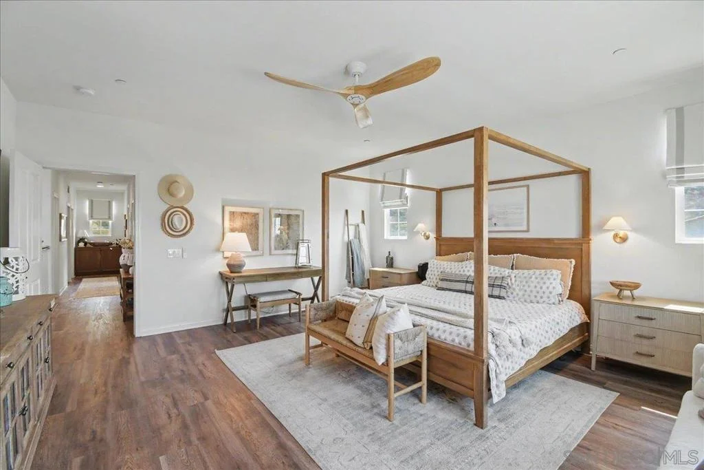 Photo of 6048 Cala Lily St
