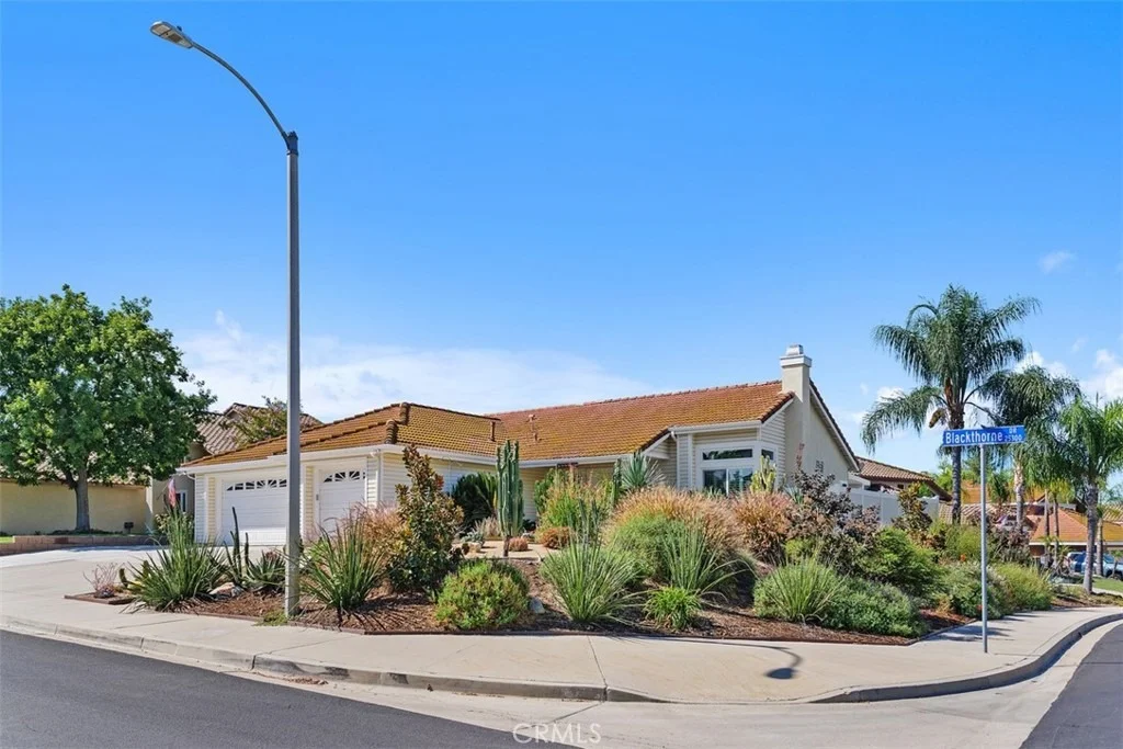 Photo of 25382 Blackthorne Drive