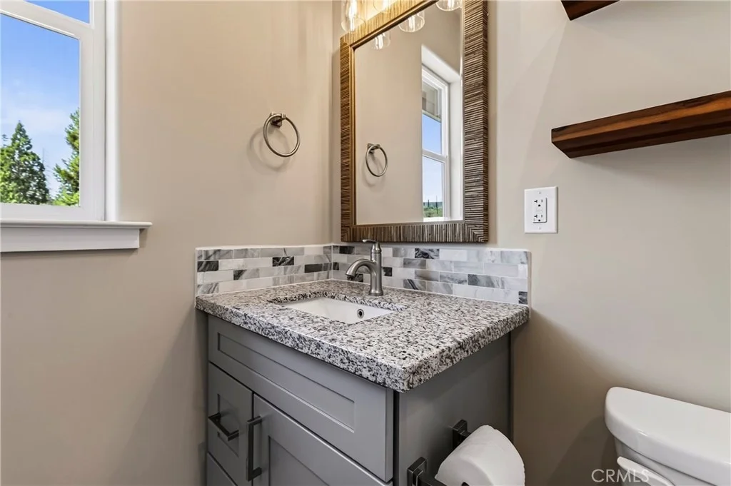Photo of 6040 Maxwood