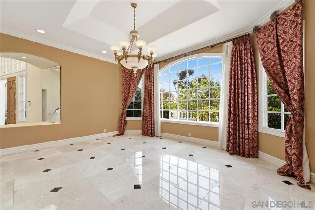 Photo of 6150 Avenida Alteras