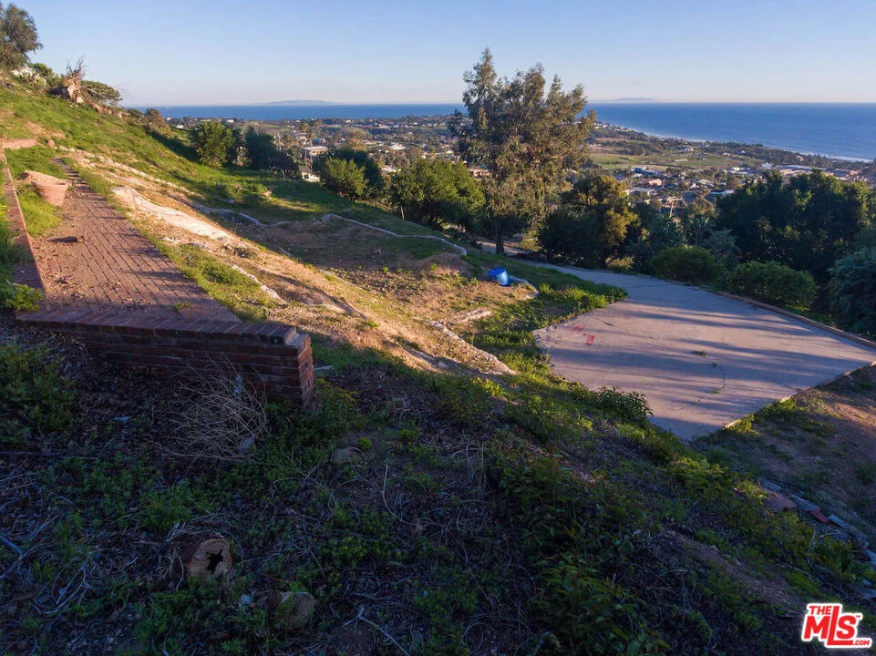 Photo of 30051 Andromeda Lane