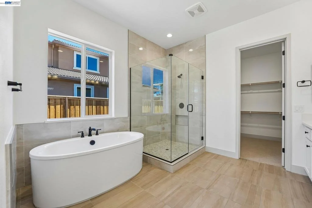 Photo of 427 Trellis Way