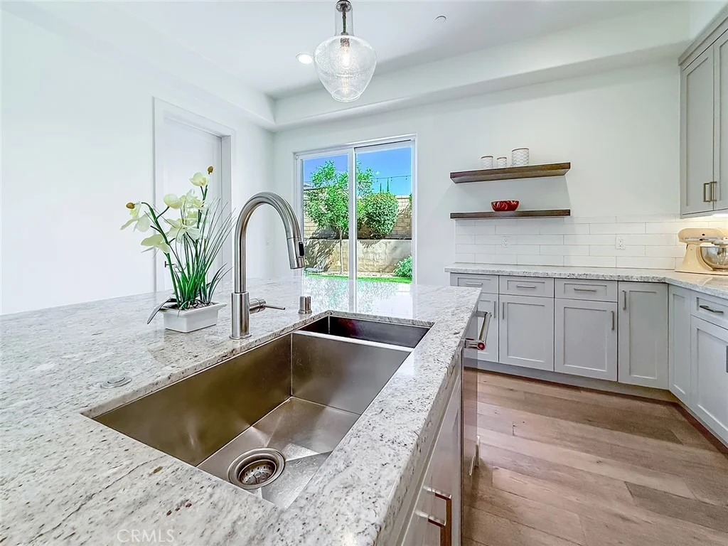 Photo of 4288 Presidio