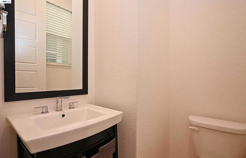 Photo of 7168 Carneros Ln