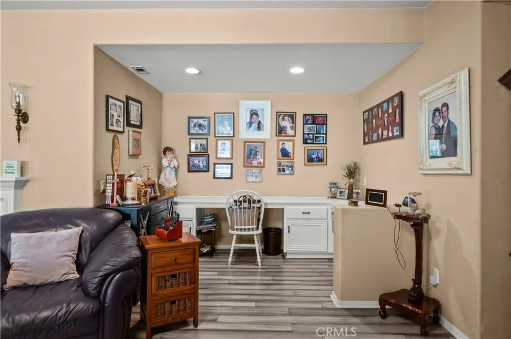 Photo of 18566 Hawkhill