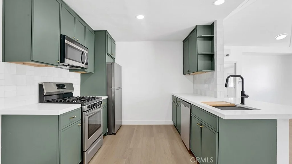 Photo of 2747 E Ocean Boulevard