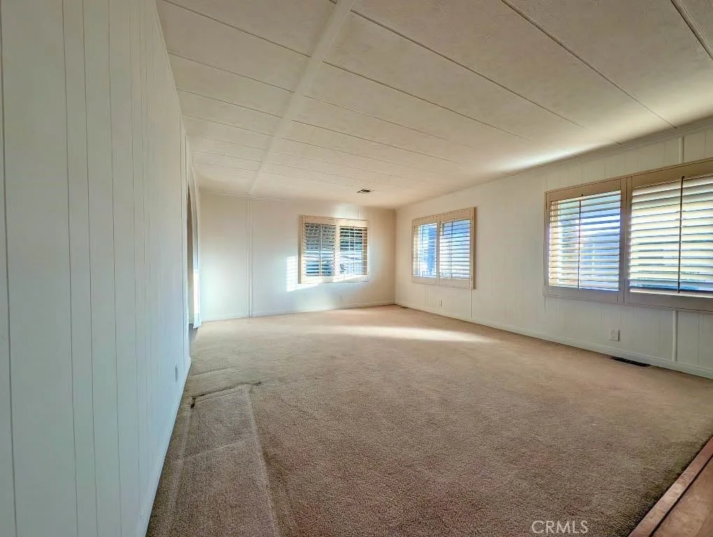 Photo of 10213 Overland