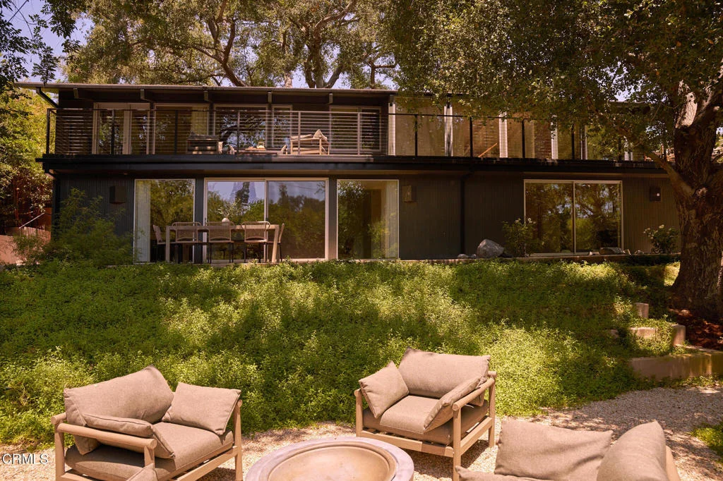 Photo of 980 Mesa Verde Road
