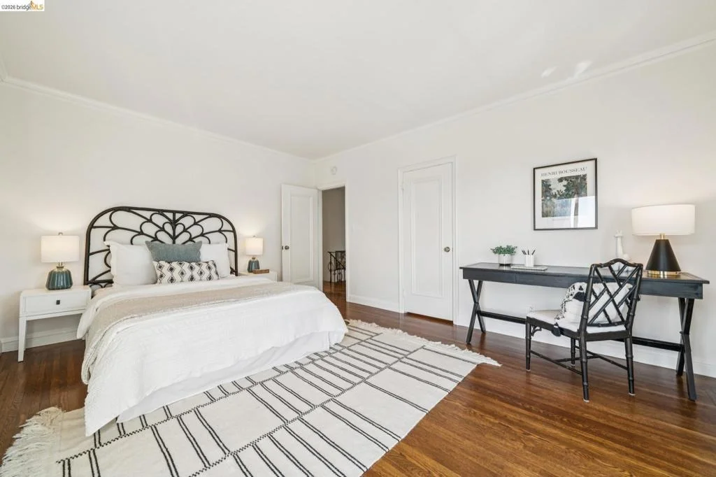 Photo of 6080 Ocean View Drive