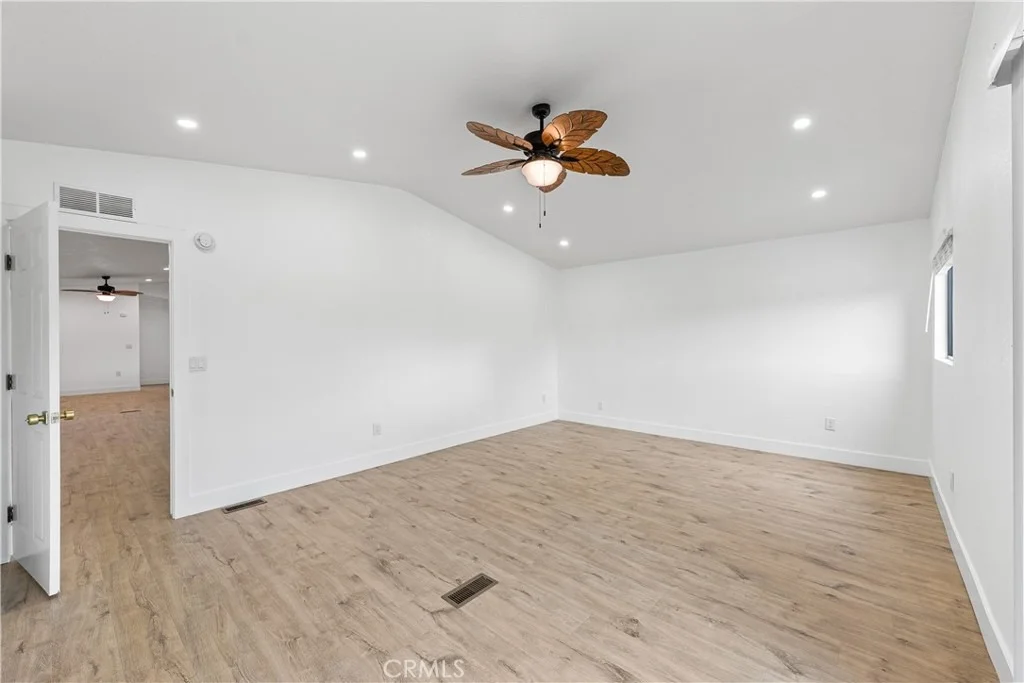 Photo of 4009 W Avenue K-8