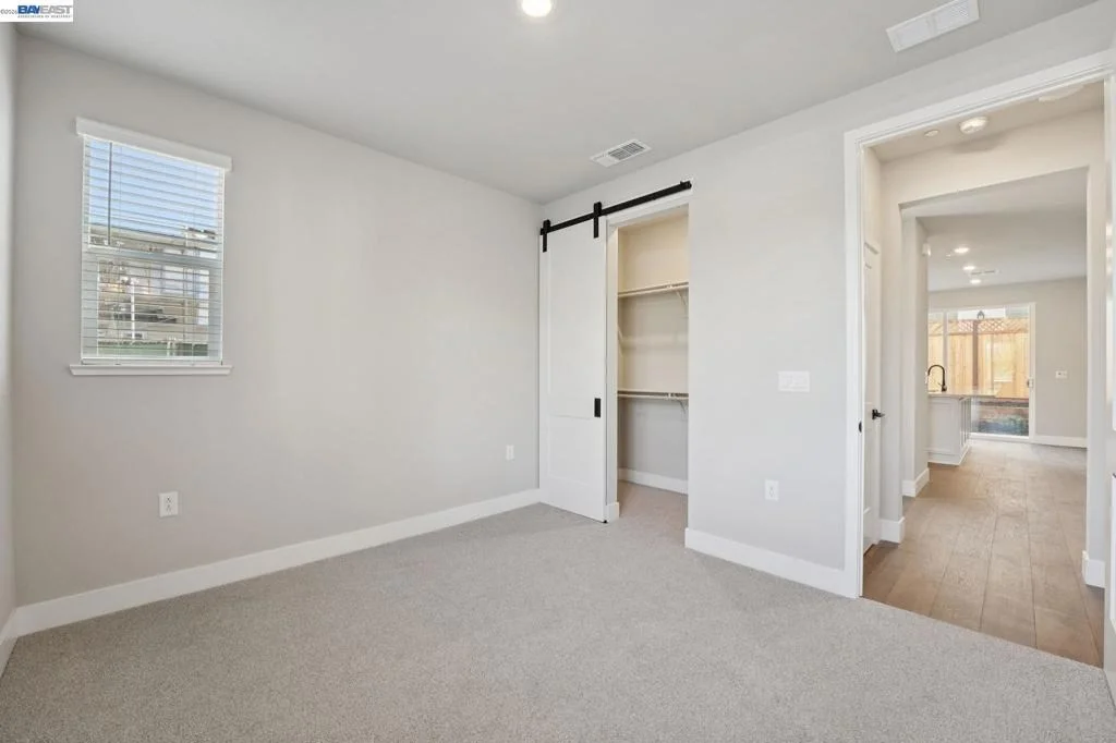 Photo of 798 Abigail Place