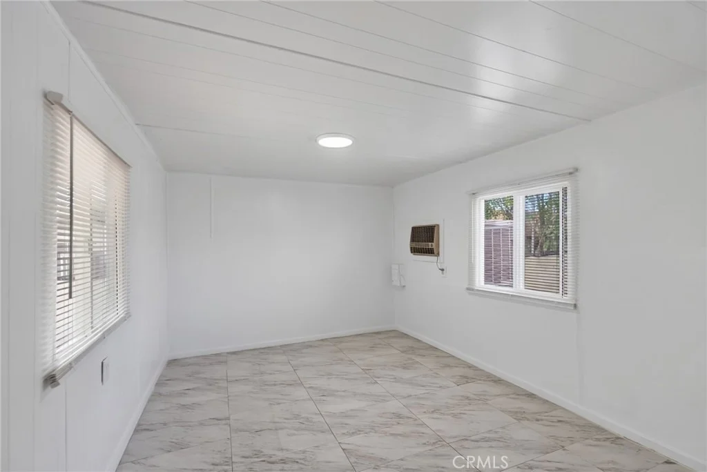 Photo of 168 Bond Drive