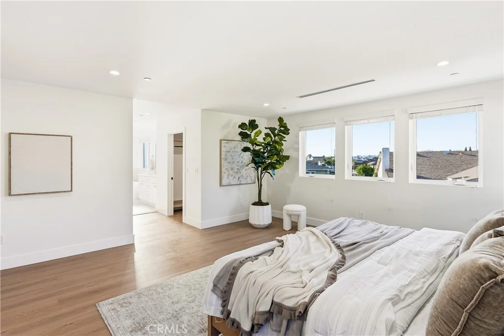 Photo of 1309 Oakheath Dr
