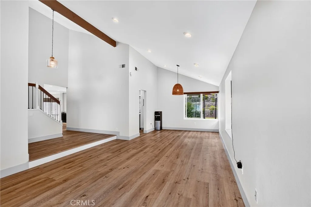 Photo of 1455 Darwin