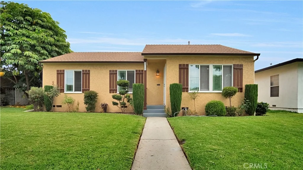 Photo of 9714 Paramount