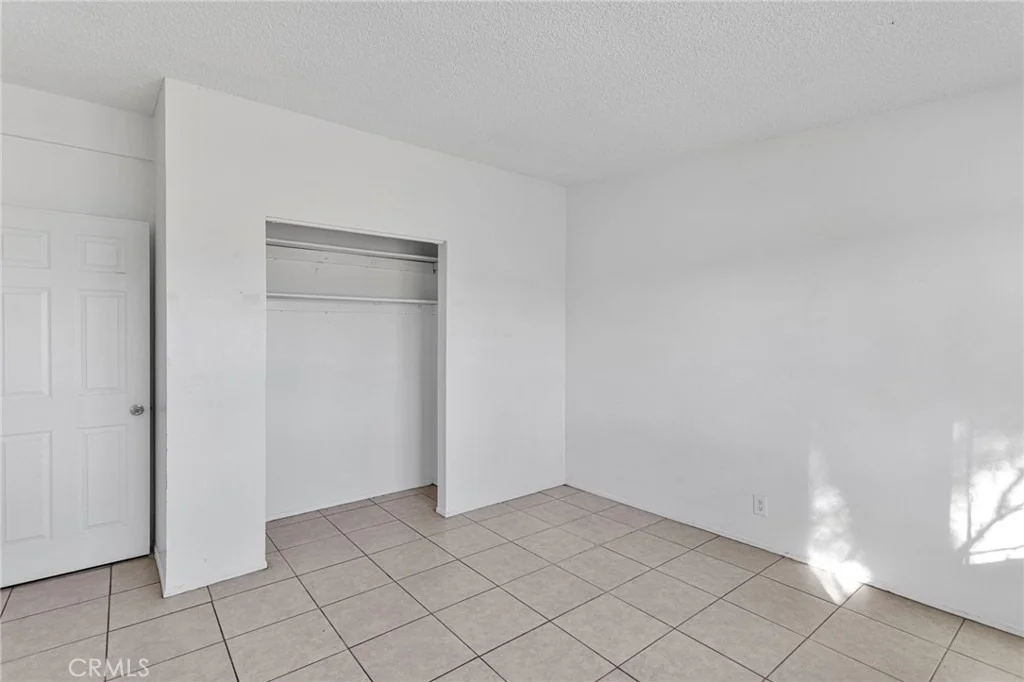 Photo of 17047 Eucalyptus Street