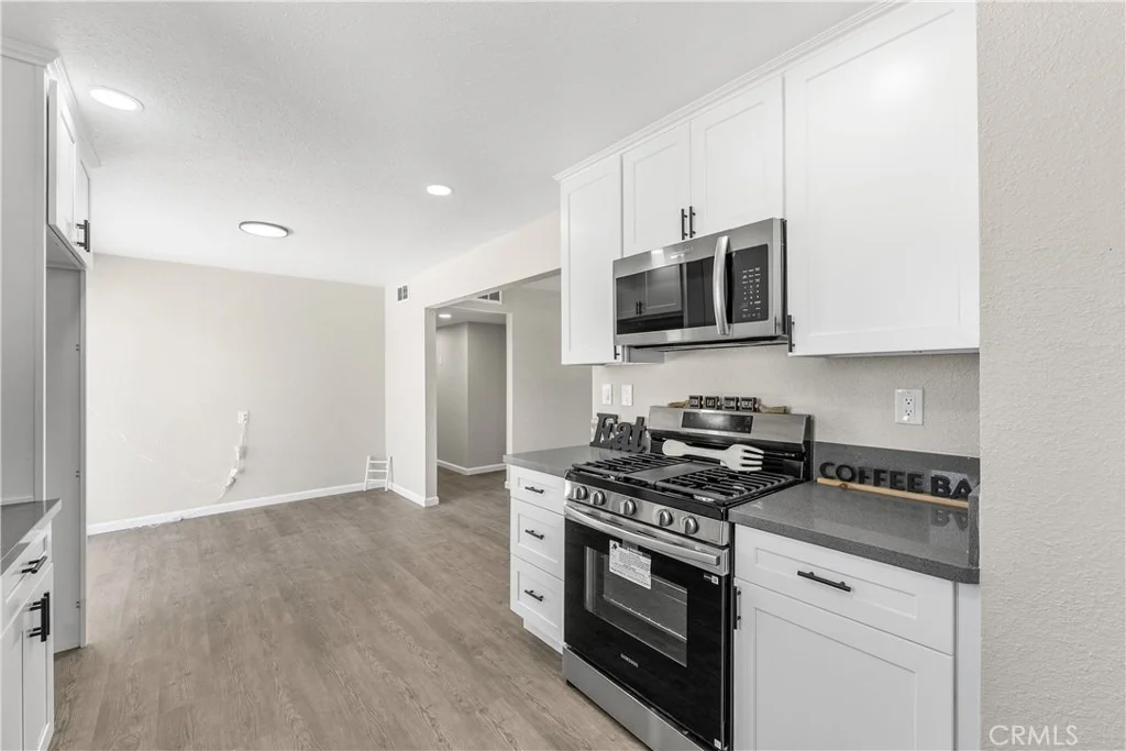 Photo of 15992 Lawrence Drive