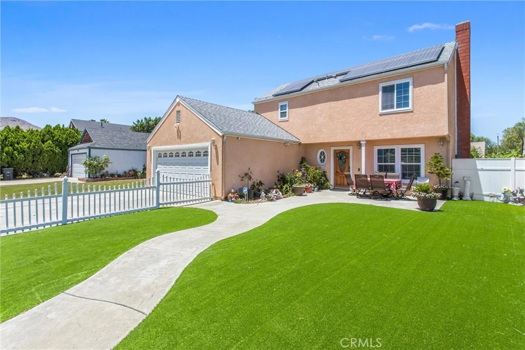 Photo of 1001 Oak Glen