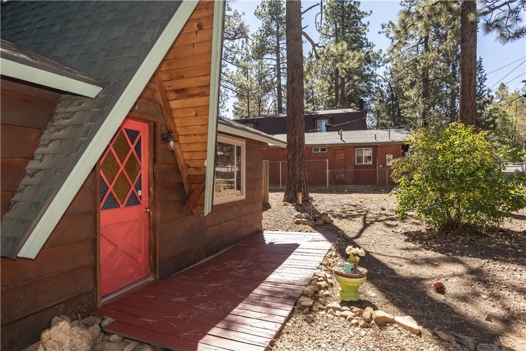 Photo of 337 Holmes Lane