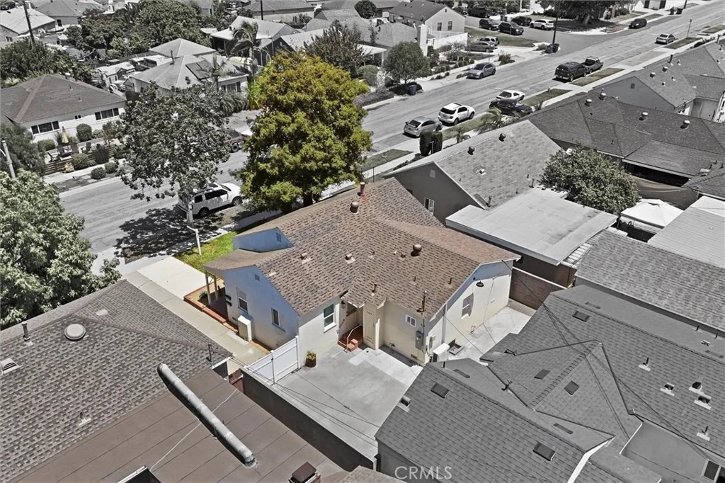 Photo of 2151 Euclid