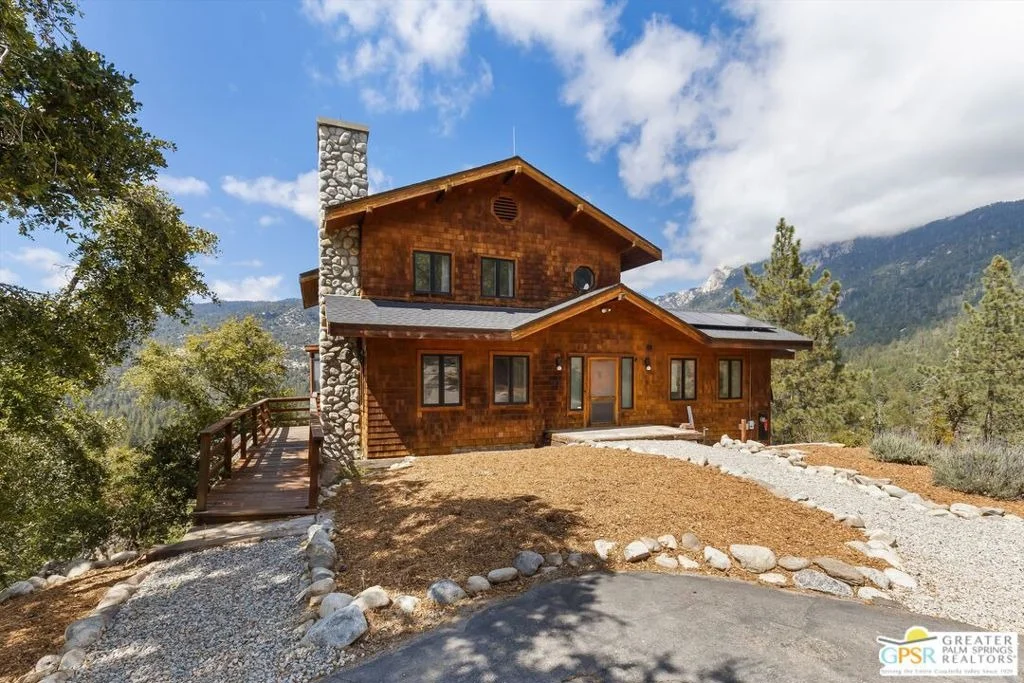 Photo of 54620 Crest Drive