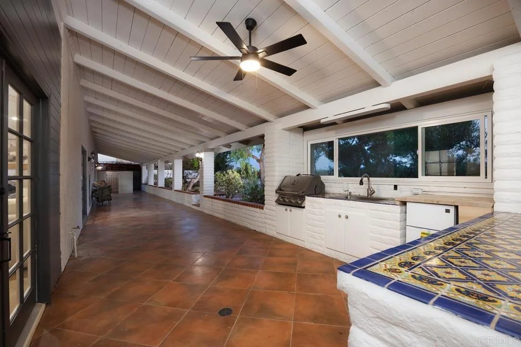 Photo of 1140 Pasadero Drive