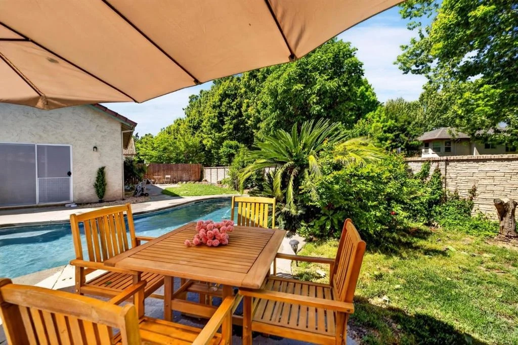 Photo of 409 Mission Santa Fe Circle